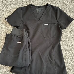 FIGS Black Scrub Set XXS